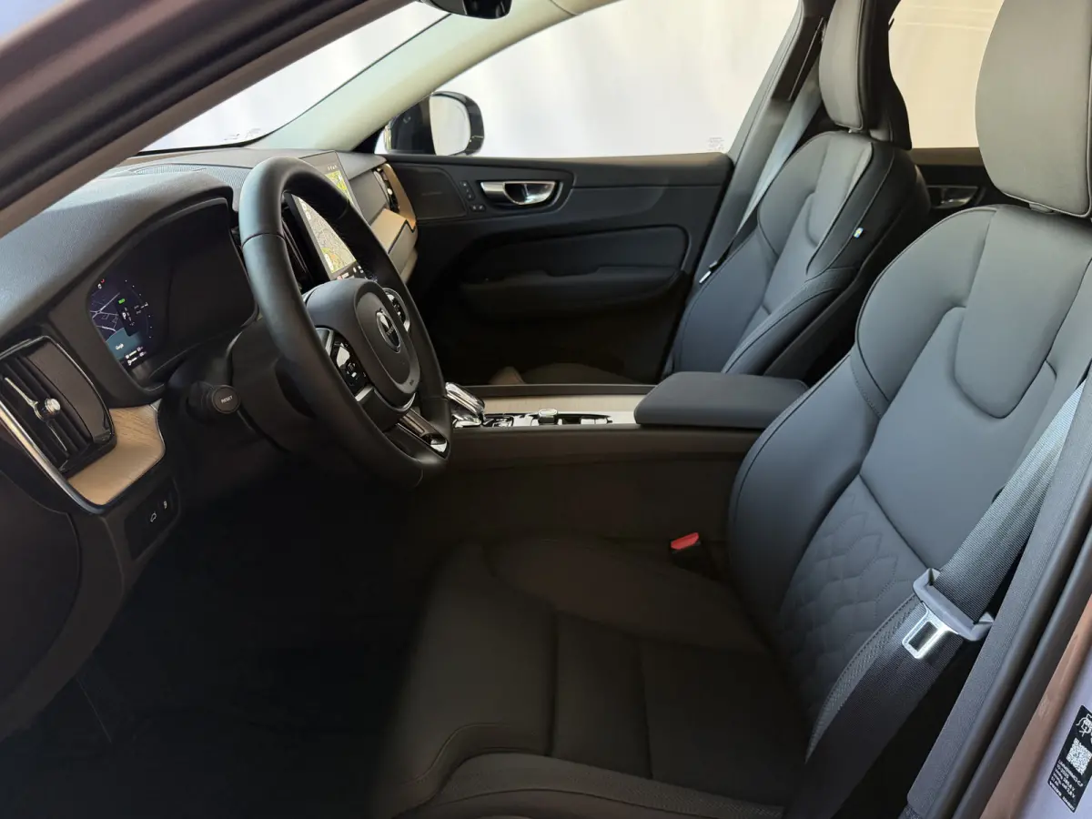 2.0 T8 455PK AWD PLUS DARK NIEUWE AUTO HARMAN KARDON 360.CAM STOEL/STUUR VERW LEER