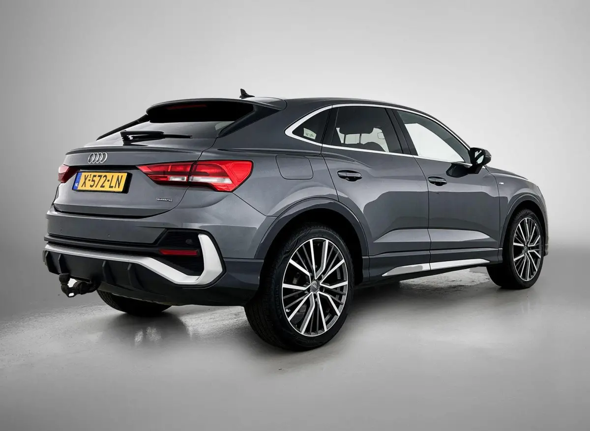40 TFSI quattro Business Edition | AUTOMAAT | S-LINE | APPLE CARPLAY - ANDROID AUTO | STOELVERWARMING | TREKHAAK | CLIMATE CONTROL | CRUISE CONTROL | NAVIGATIE | DODEHOEKSENSOREN |