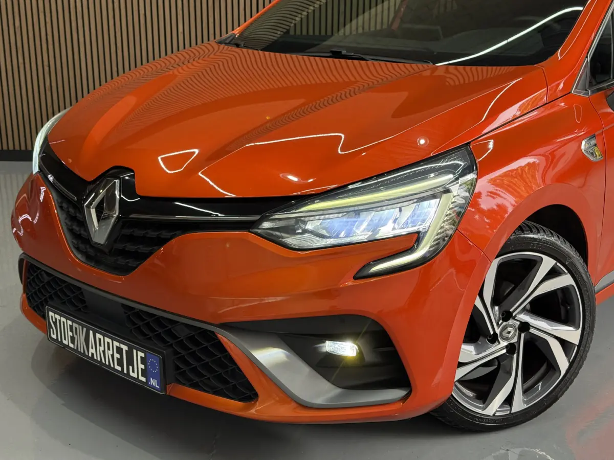 1.0 TCe 100pk R.S. Line | Groot Navi | Camera | Carplay | 17 inch | Sport stoelen | 100% onderhouden!