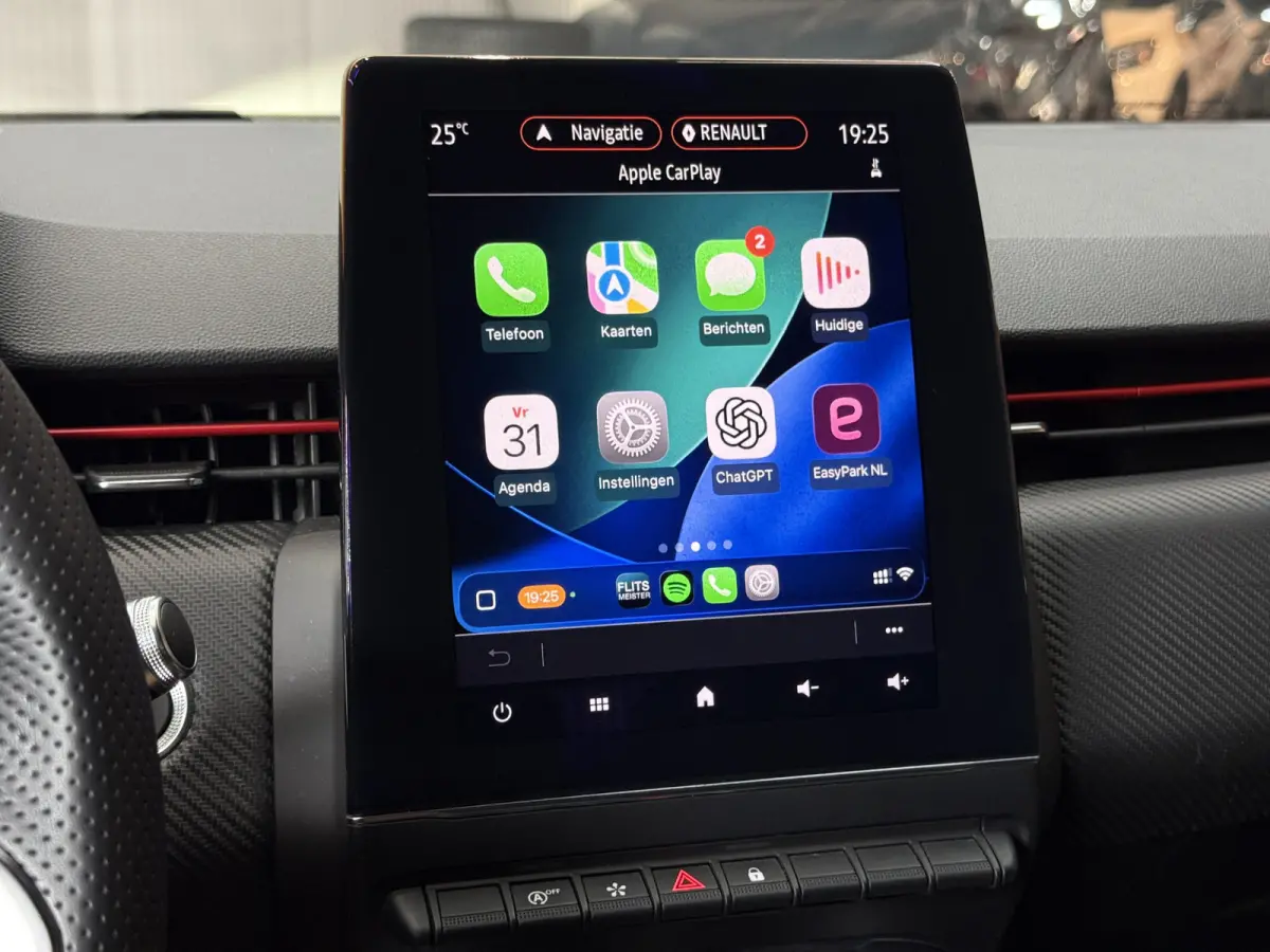 1.0 TCe 100pk R.S. Line | Groot Navi | Camera | Carplay | 17 inch | Sport stoelen | 100% onderhouden!
