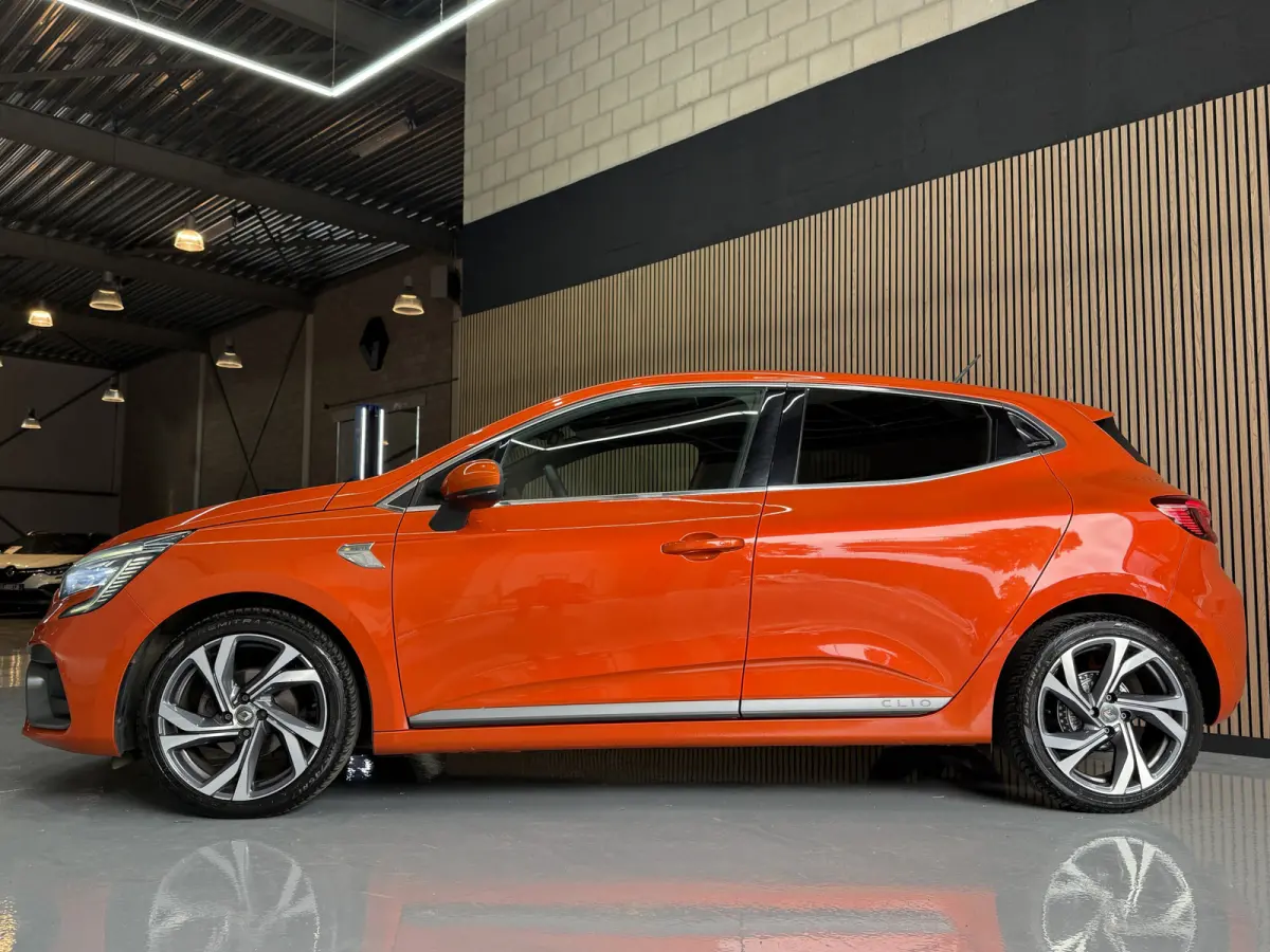 1.0 TCe 100pk R.S. Line | Groot Navi | Camera | Carplay | 17 inch | Sport stoelen | 100% onderhouden!