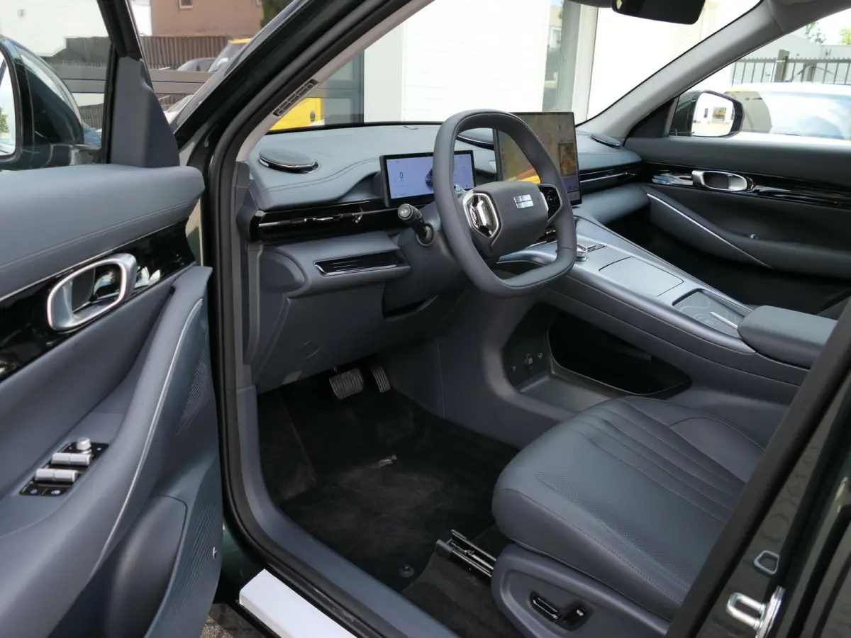 Pro+ 68 kWh | 475 KM WLTP | 8 jaar fabrieksgarantie | 360°-camera | Stoelventilatie | Warmtepomp | Stoelverwarming | Apple-/Android Carplay | Leder | ACC | Dodehoek detectie