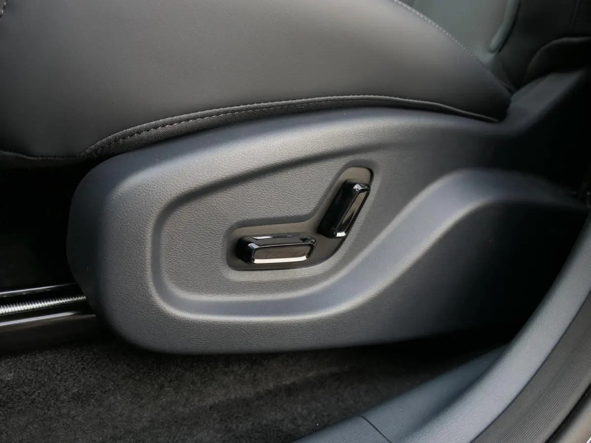 Pro+ 68 kWh | 475 KM WLTP | 8 jaar fabrieksgarantie | 360°-camera | Stoelventilatie | Warmtepomp | Stoelverwarming | Apple-/Android Carplay | Leder | ACC | Dodehoek detectie