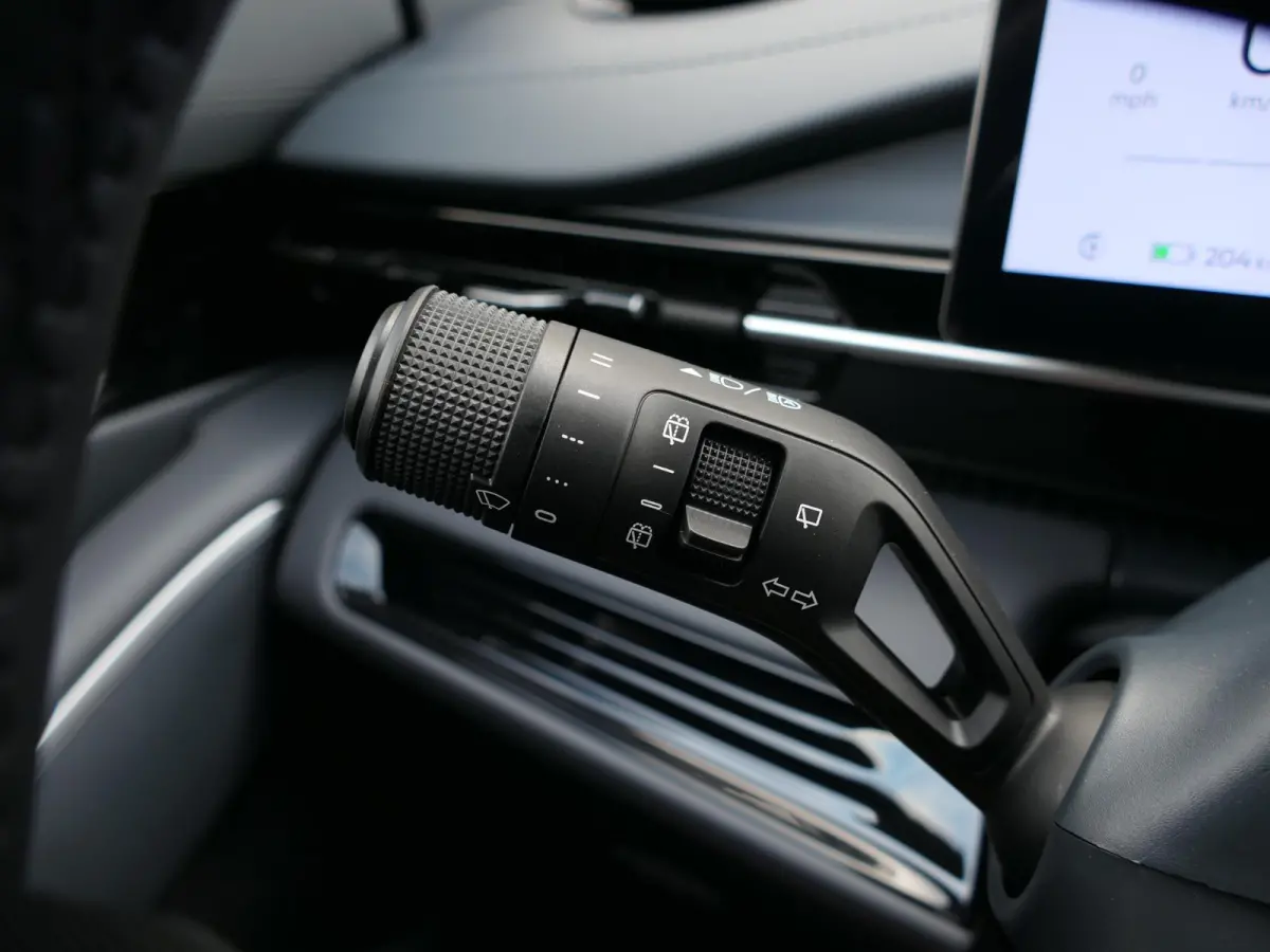 Pro+ 68 kWh | 475 KM WLTP | 8 jaar fabrieksgarantie | 360°-camera | Stoelventilatie | Warmtepomp | Stoelverwarming | Apple-/Android Carplay | Leder | ACC | Dodehoek detectie