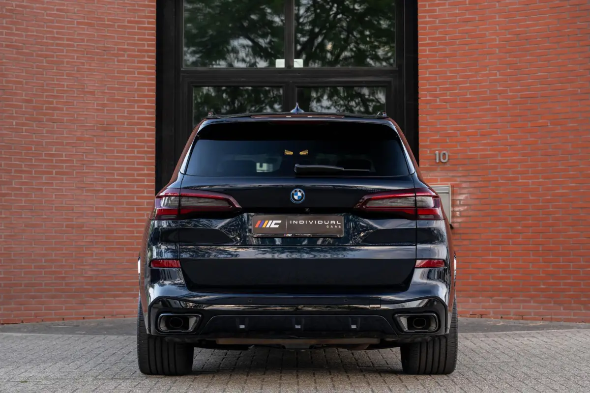 xDrive45e M-Sport 4-Wielsturing B&W CoPilot Sky