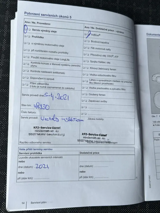 1.2 TSI Highline 90PK | Volledige Onderhoudshistorie | 5 Deurs | Parkeersensoren Voor en Achter | Airco | Cruise Control | Lichtmetalen Velgen | 2 Sleutels | Armsteun |