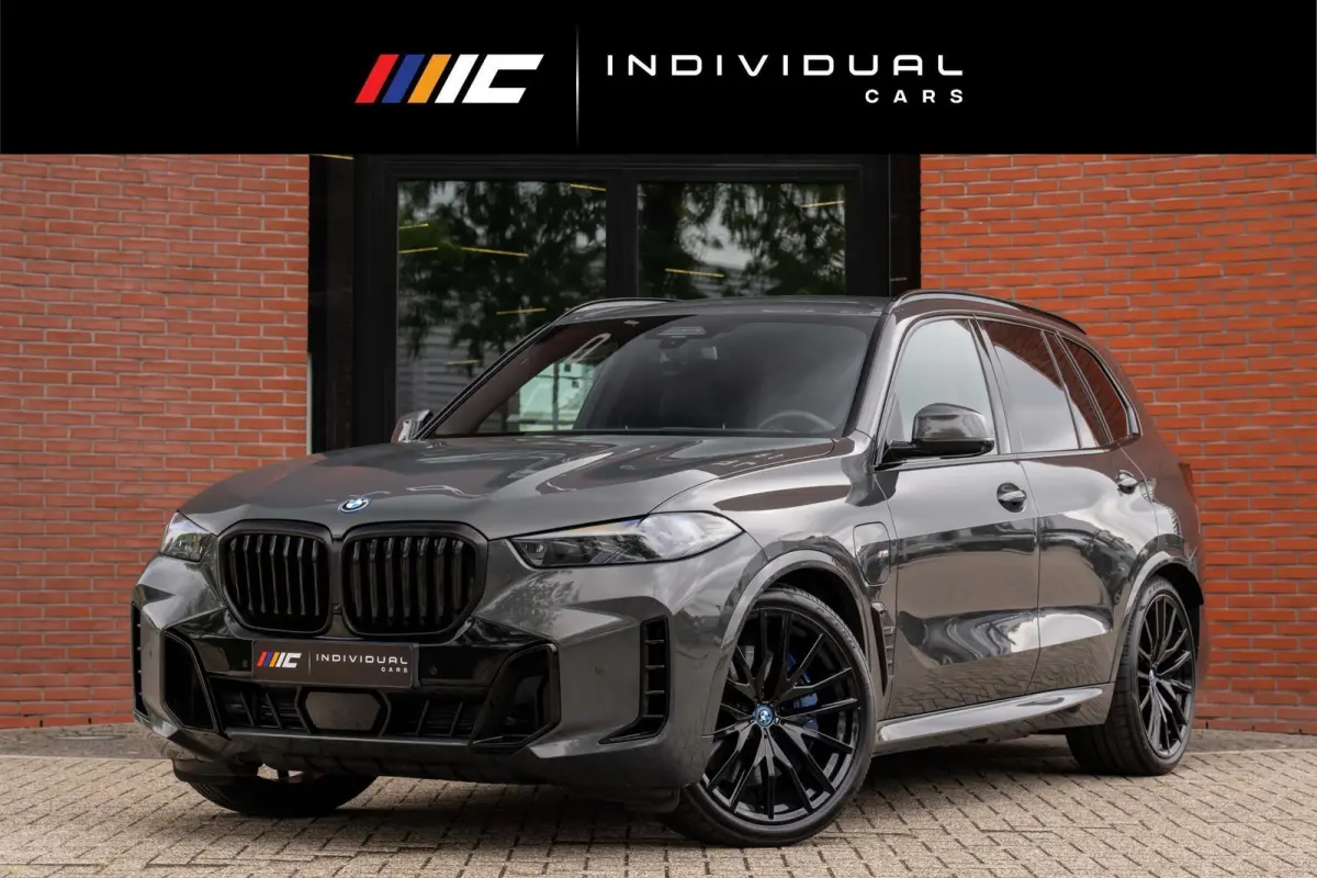 xDrive50e M-Sport Pro Carbon H/K Merino 22''