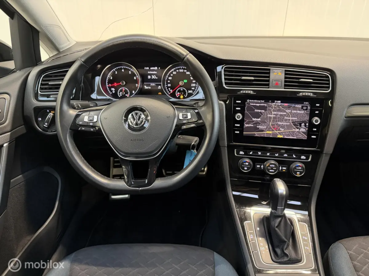 7.5 R-Line 1.5 TSI DSG 150PK | Pano | ACC