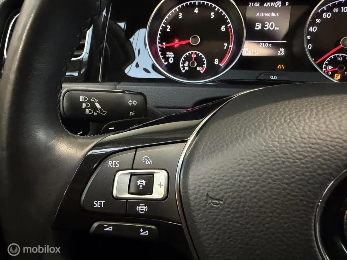 7.5 R-Line 1.5 TSI DSG 150PK | Pano | ACC