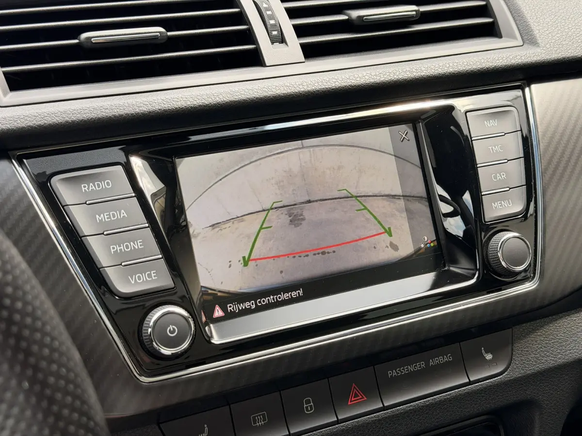 1.0 TSI Monte Carlo DSG Pano Camera CarPlay Navi DAB BTW