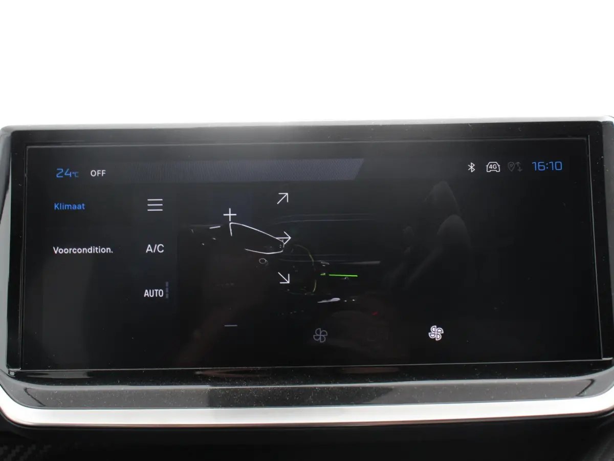 EV Allure 50 kWh Warmtepomp Navigatie Apple Carplay Android Auto Parkeerhulp Cruise Control Full Led Climate Control Lichtmetalen velgen