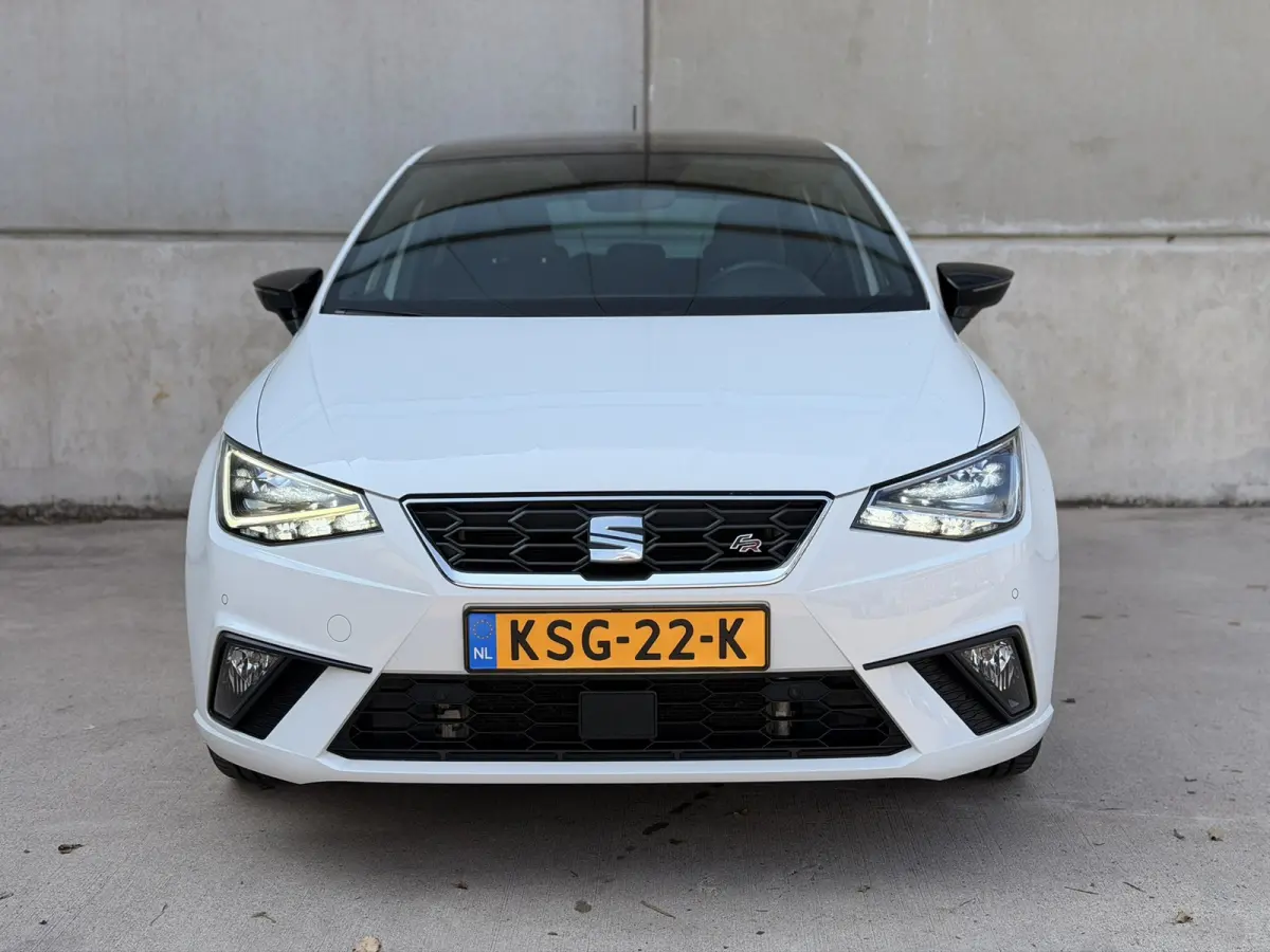 1.0 TSI FR Business Intense Plus Pano Virtual Camera 18'' 6-bak