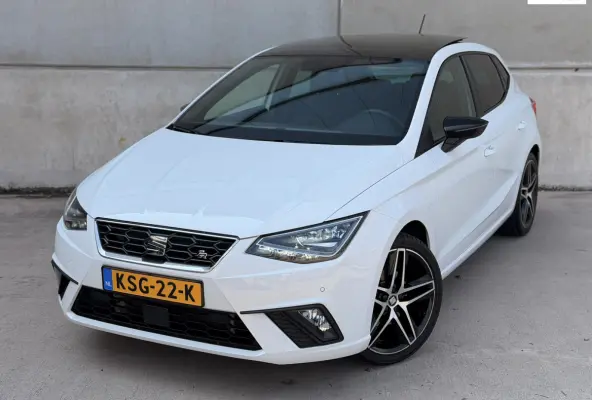 1.0 TSI FR Business Intense Plus Pano Virtual Camera 18'' 6-bak