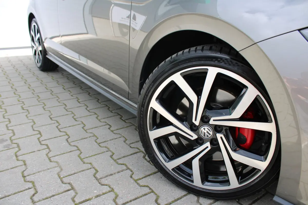 2.0 TSI GTI | PANO | DSG | VIRTUAL | 18" BRESCIA | ACC | LED | PDC | 1E EIG!