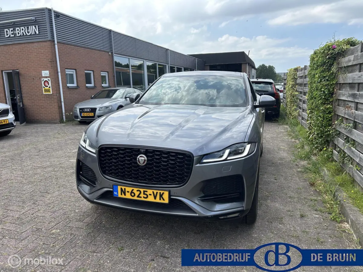 2.0 P400e PHEV Limited Edition R-Dynamic SE