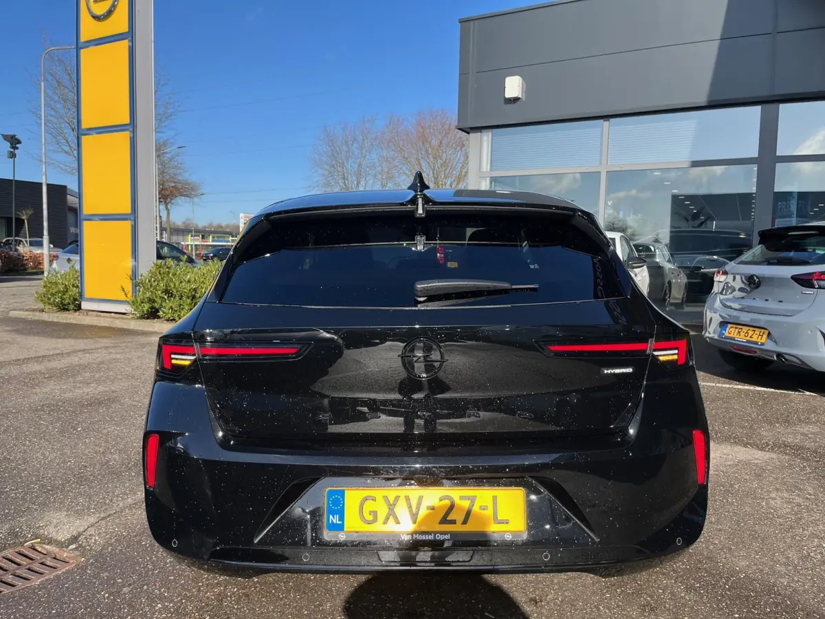 1.2 Turbo Hybrid GS | 145pk | Automaat | Camera | 18" L.M. | Stoel/Stuur verwarming | DEMO SALE |