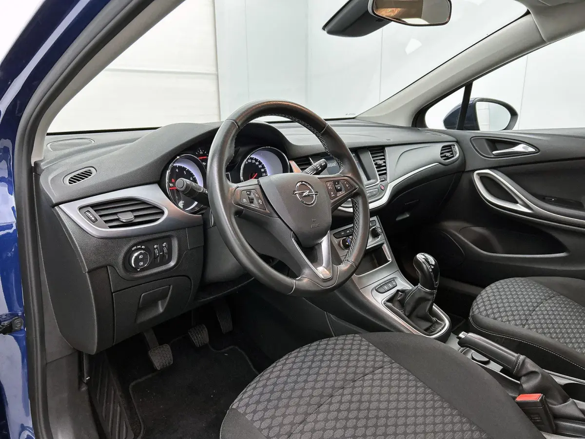 1.2 Business Edition | 110pk | Trekhaak | 49.000km! | Camera |