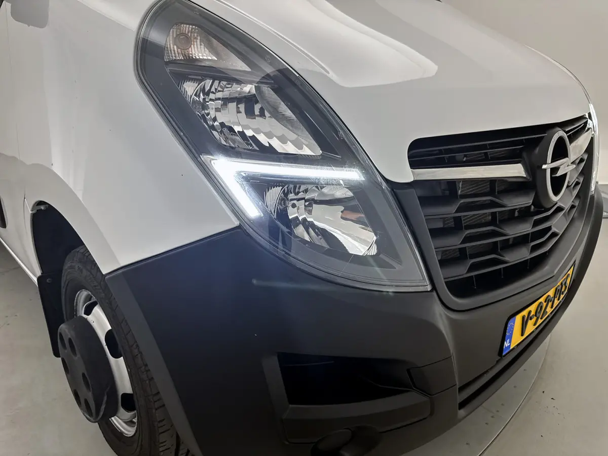 2.3 Turbo L2H1 DL Open laadbak 146pk Trekhaak 3500kg Dubbel lucht N1 Navigatie Pick up