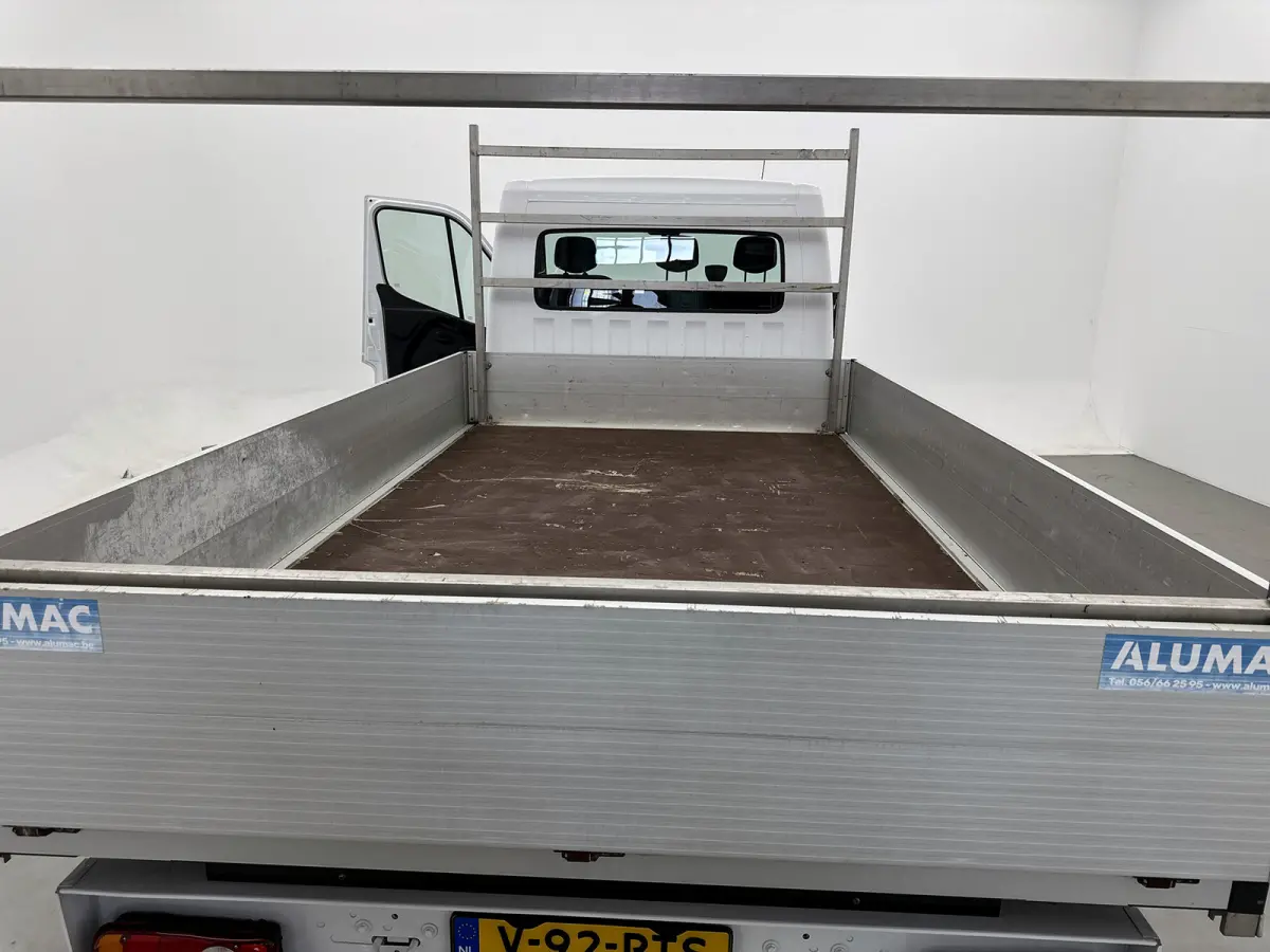 2.3 Turbo L2H1 DL Open laadbak 146pk Trekhaak 3500kg Dubbel lucht N1 Navigatie Pick up