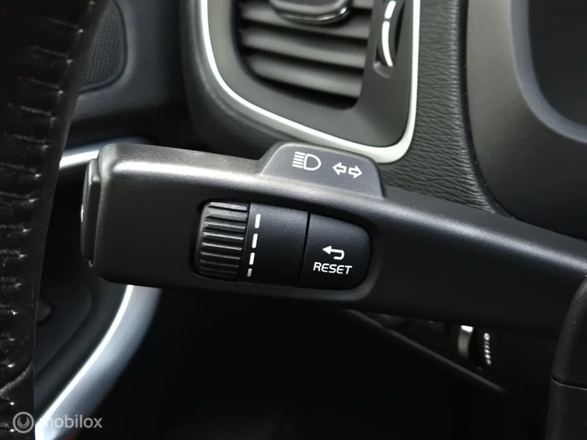 1.5 T2 EDITION AUTOMAAT/LED/NAVI/BLUETOOTH/CRUISE/16''LMV