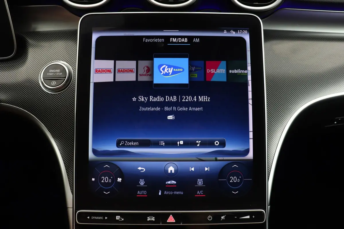 180 Luxury Line | Sfeerverlichting | Widescreen | Burmester | Navigatie | CarPlay | Camera |