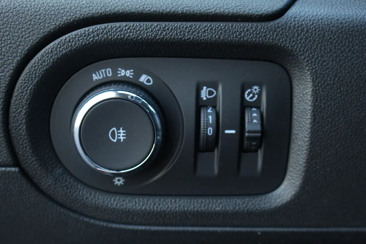 1.6 Turbo Hybrid Elegance | Stoelverw. | Keyless | Carplay | Navi | Camera | DAB | Climate | Cruise | Stoelverw. | Keyless | Carplay | Navi | Camera | DAB | Climate | Cruise |