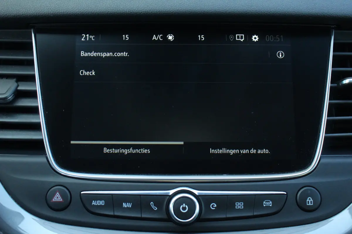 1.6 Turbo Hybrid Elegance | Stoelverw. | Keyless | Carplay | Navi | Camera | DAB | Climate | Cruise | Stoelverw. | Keyless | Carplay | Navi | Camera | DAB | Climate | Cruise |