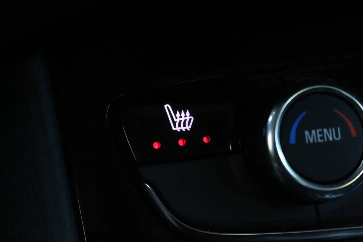 1.6 Turbo Hybrid Elegance | Stoelverw. | Keyless | Carplay | Navi | Camera | DAB | Climate | Cruise | Stoelverw. | Keyless | Carplay | Navi | Camera | DAB | Climate | Cruise |
