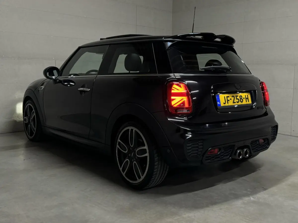Mini 2.0 S JCW Pano HUD H/K Leer DAB+ ACC NAP