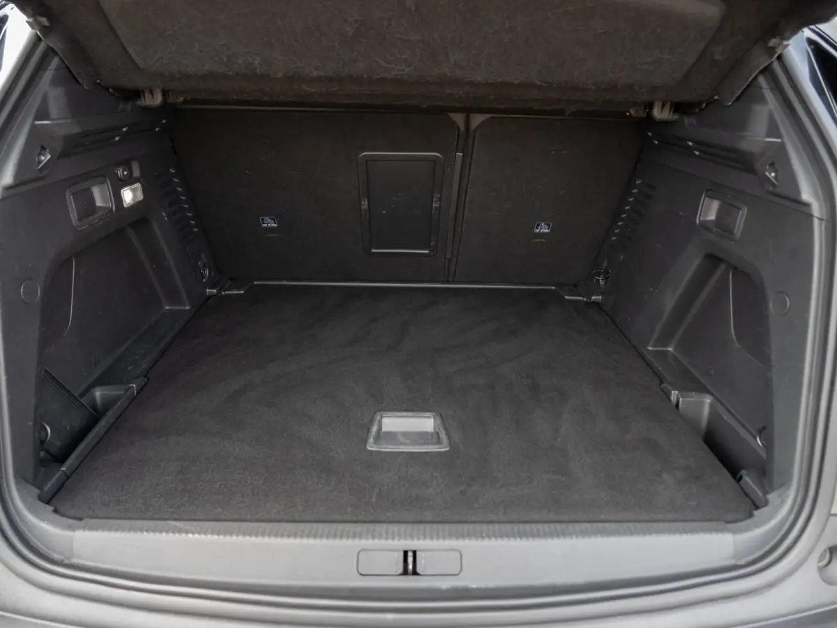 1.6 e-THP 165PK Aut. GT-Line | Drive Assist| Camera | Trekhaak | Nw. Distributieriem