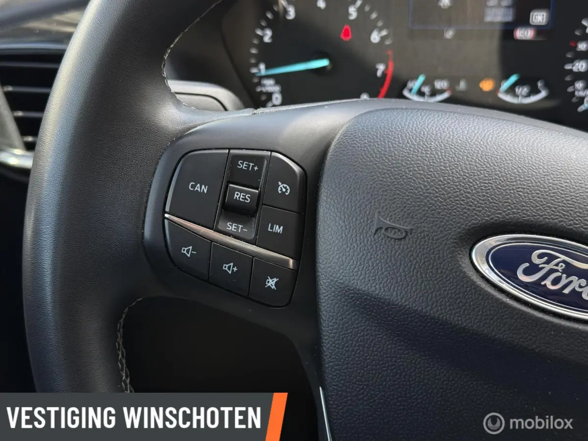 1.0 EcoBoost Titanium | Camera | Cruise | PDC V+A | Led |
