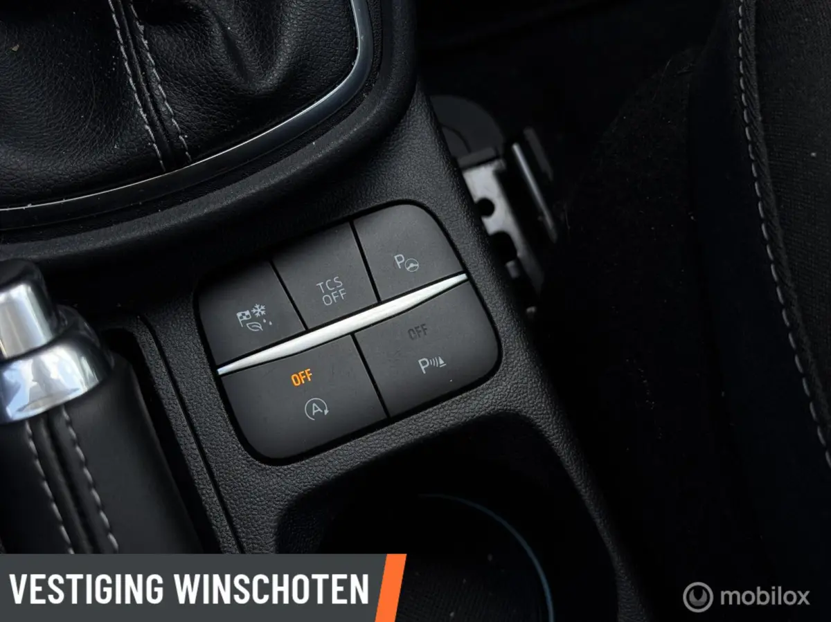 1.0 EcoBoost Titanium | Camera | Cruise | PDC V+A | Led |