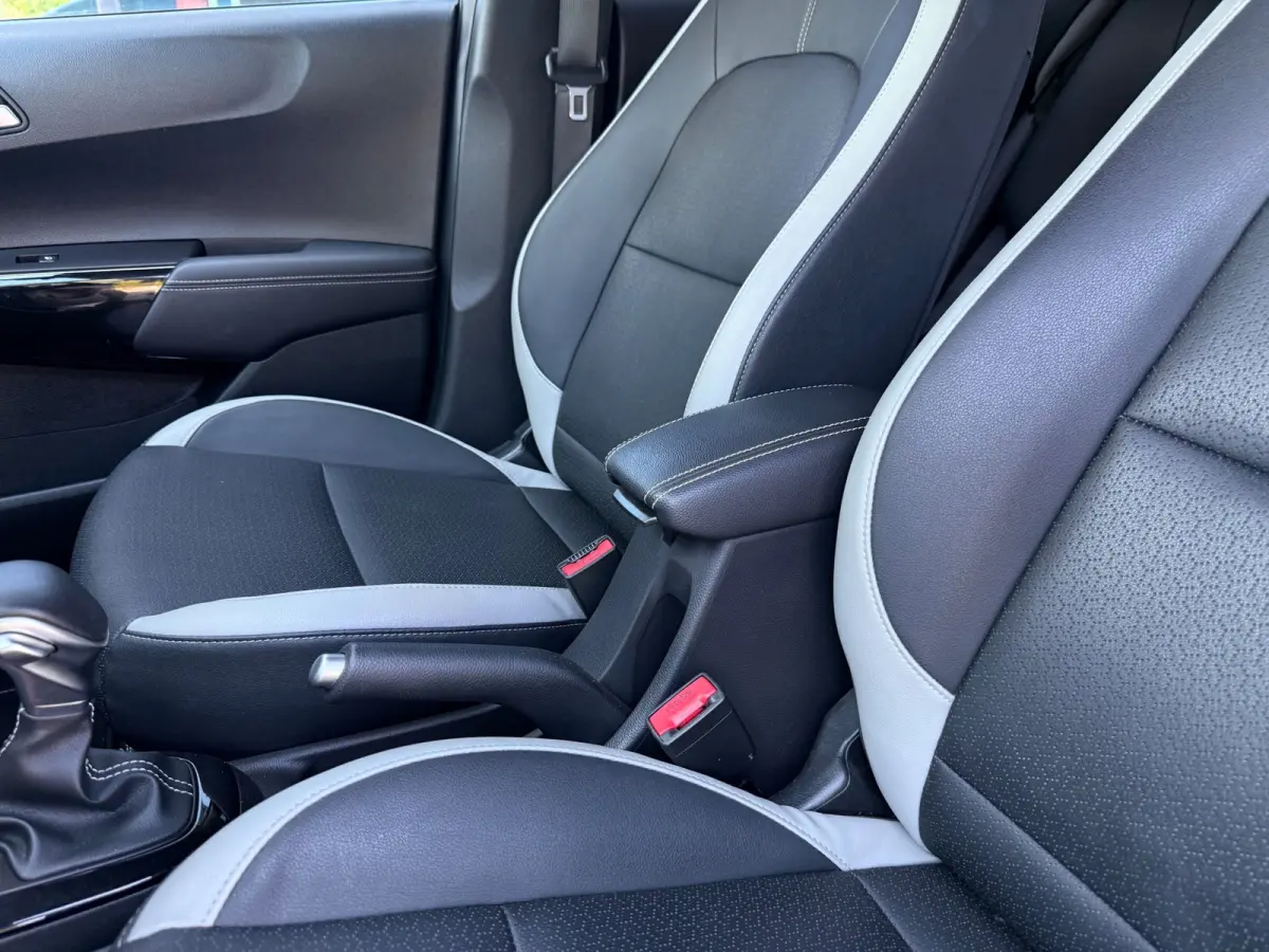 1.2 GT-Line - Automaat - Navi - Camera - Parkeerhulp - Virt.Cockpit - Leder