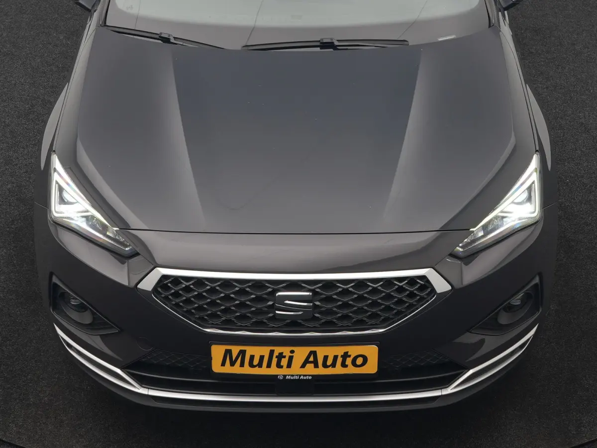 1.4 TSI e-Hybrid Xcellence PHEV 245pk Dealer O.H. | Trekhaak Af Fabriek | Adaptive Cruise | Camera | Keyless | Sportstoelen Verwarmd | Apple Carplay | Virtual | Navigatie | DAB | 19"L.M | Pl