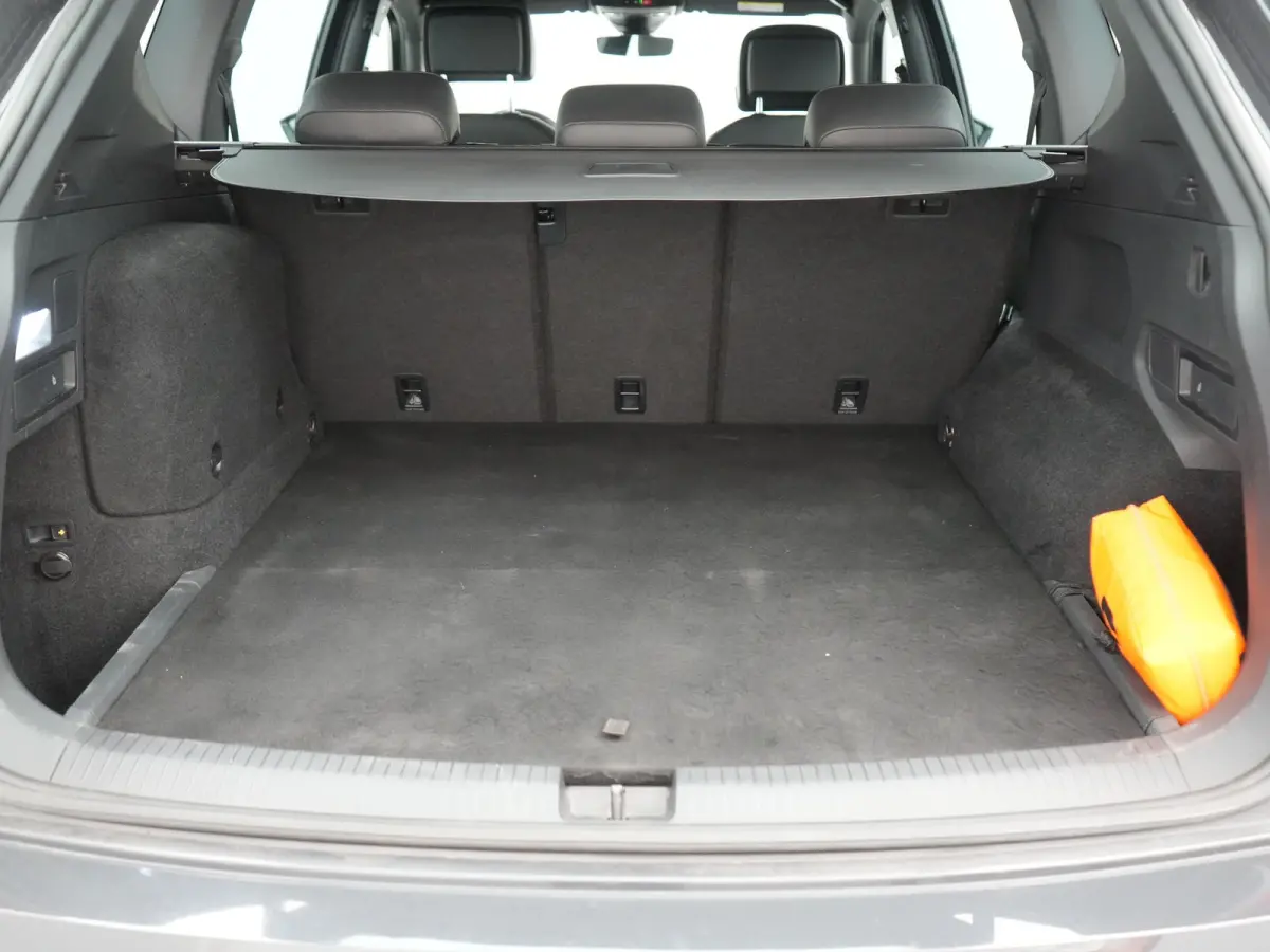 1.4 TSI e-Hybrid Xcellence PHEV 245pk Dealer O.H. | Trekhaak Af Fabriek | Adaptive Cruise | Camera | Keyless | Sportstoelen Verwarmd | Apple Carplay | Virtual | Navigatie | DAB | 19"L.M | Pl