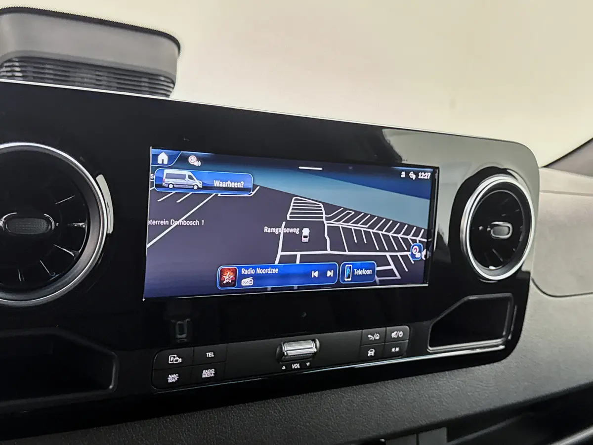 317 CDI L2H2 Pro Navigatie Parkeerpakket Stoelverwarming Betimmering Trekhaak 24 maanden Mercedes Certified garantie
