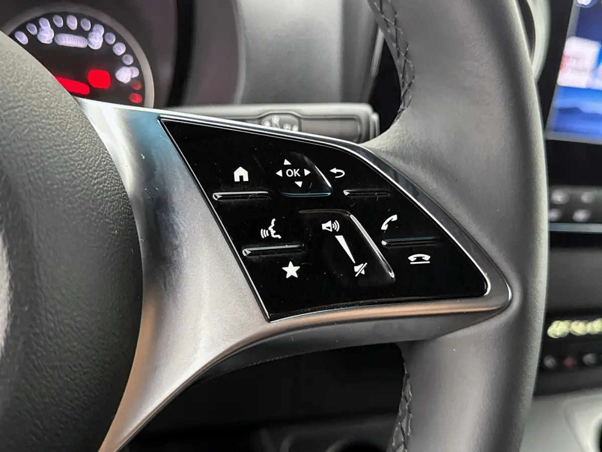 317 CDI L2H2 Pro Navigatie Parkeerpakket Stoelverwarming Betimmering Trekhaak 24 maanden Mercedes Certified garantie