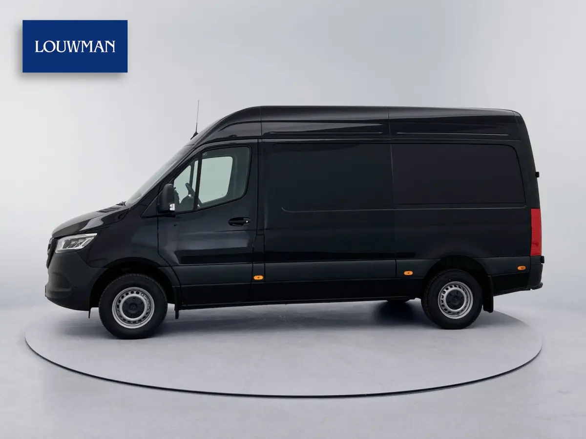 317 CDI L2H2 Pro Navigatie Parkeerpakket Stoelverwarming Betimmering Trekhaak 24 maanden Mercedes Certified garantie