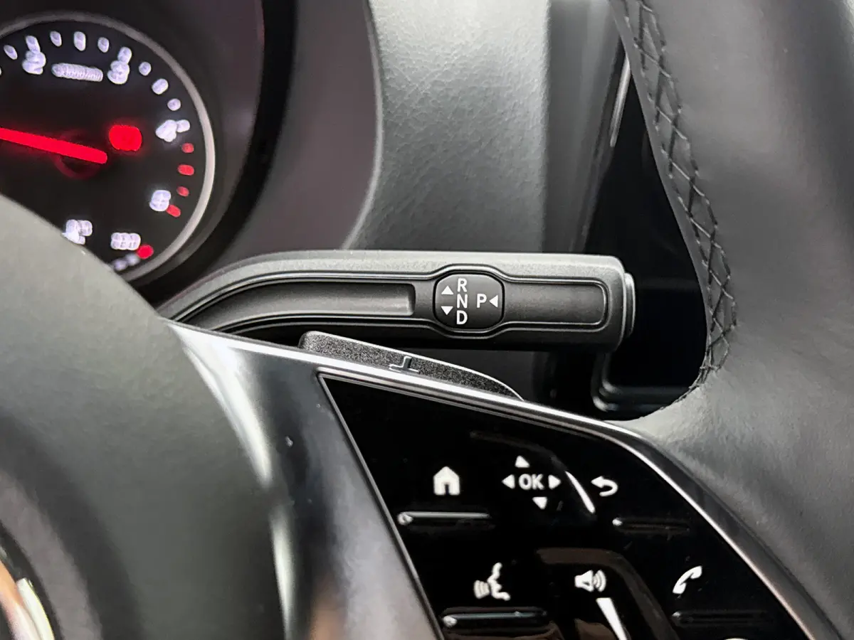 317 CDI L2H2 Pro Navigatie Parkeerpakket Stoelverwarming Betimmering Trekhaak 24 maanden Mercedes Certified garantie