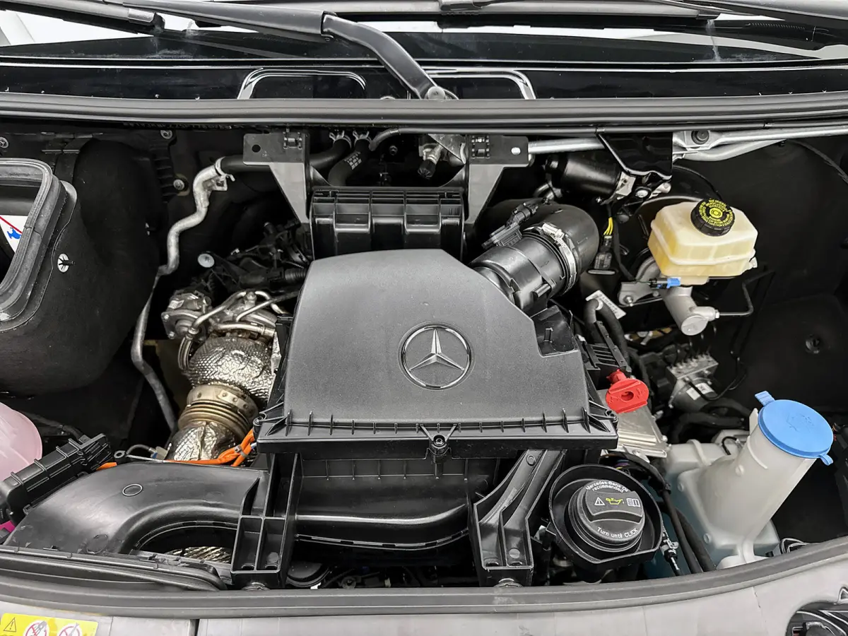317 CDI L2H2 Pro Navigatie Parkeerpakket Stoelverwarming Betimmering Trekhaak 24 maanden Mercedes Certified garantie