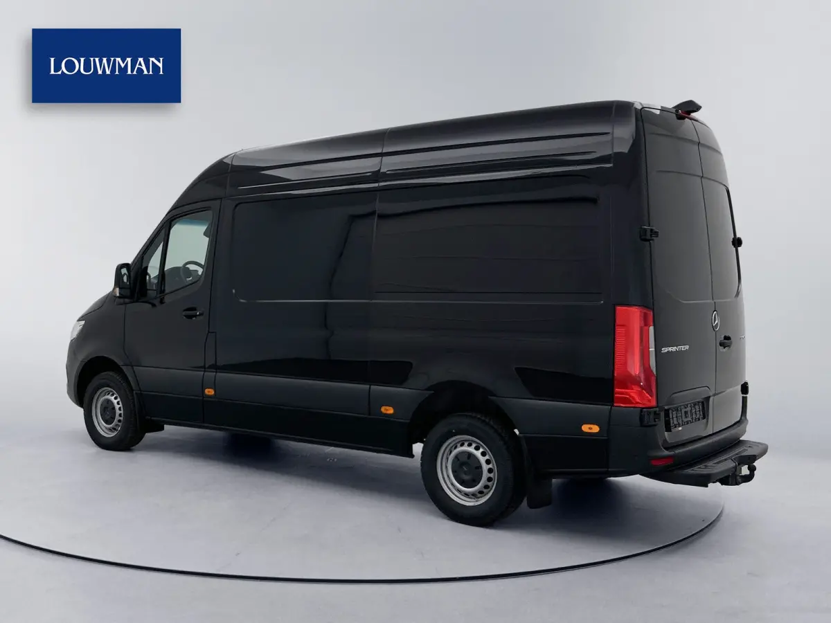 317 CDI L2H2 Pro Navigatie Parkeerpakket Stoelverwarming Betimmering Trekhaak 24 maanden Mercedes Certified garantie