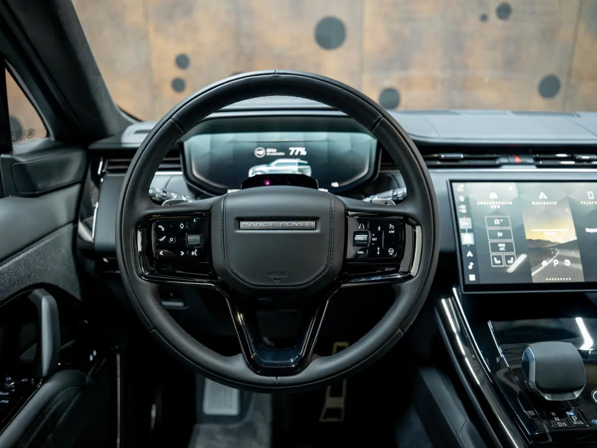 3.0 P550e Autobiography PHEV | Koelbox | Massage | Trekhaak | Achterasbest. | Pano |