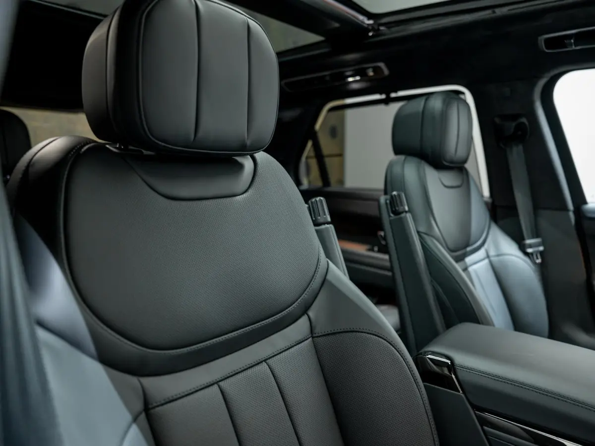 3.0 P550e Autobiography PHEV | Koelbox | Massage | Trekhaak | Achterasbest. | Pano |