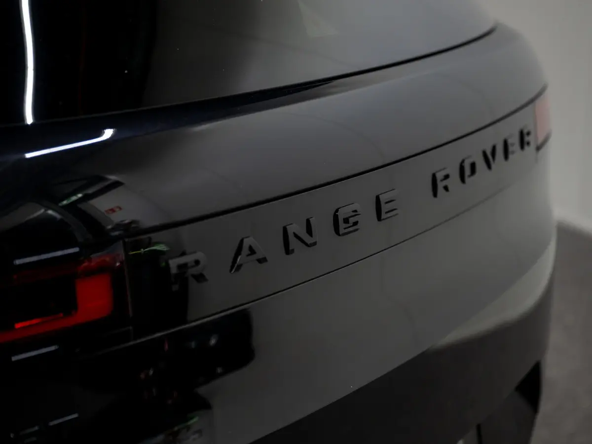 3.0 P550e Autobiography PHEV | Koelbox | Massage | Trekhaak | Achterasbest. | Pano |