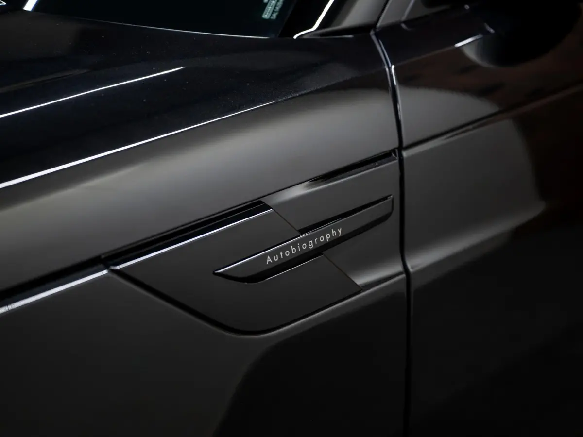 3.0 P550e Autobiography PHEV | Koelbox | Massage | Trekhaak | Achterasbest. | Pano |
