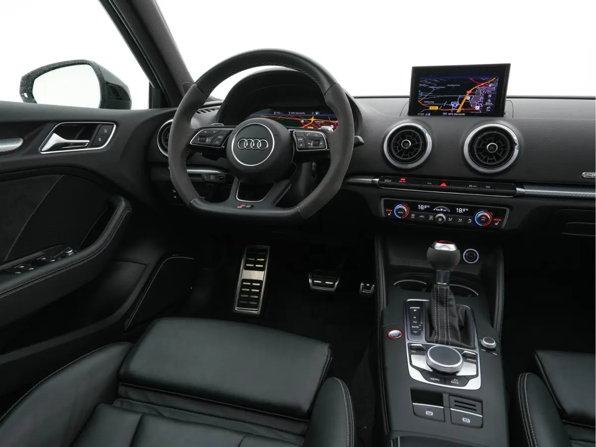 2.5 TFSI Quattro *RS-SEATS | PANO | ADAPTIVE-CRUISE | NAPPA-LEATHER | BANG&OLUFSEN | CAMERA | KEYLESS | BLINDSPOT | NAVI-FULLMAP | DIGI-COCKPIT | PRIVACY-GLASS | SHIFTPADDLES | CARBON-INLAY 