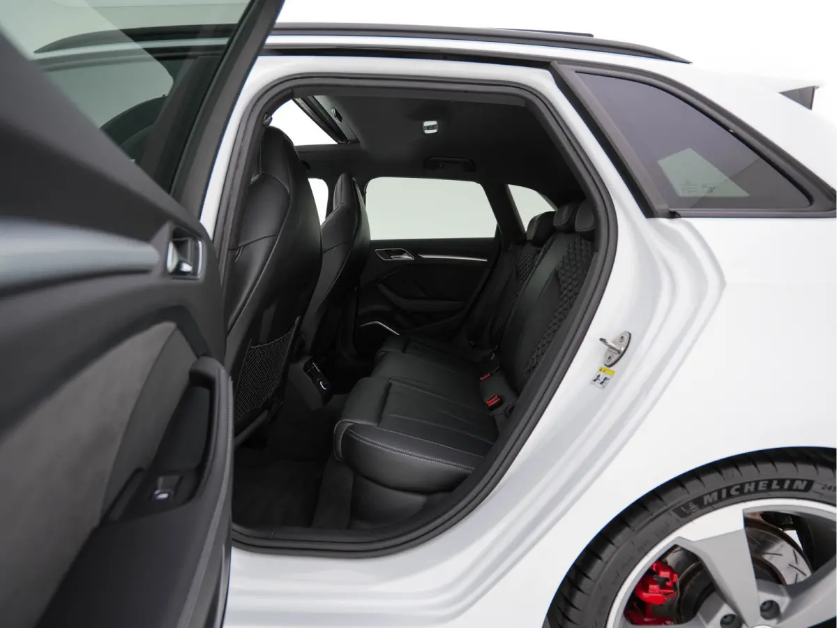 2.5 TFSI Quattro *RS-SEATS | PANO | ADAPTIVE-CRUISE | NAPPA-LEATHER | BANG&OLUFSEN | CAMERA | KEYLESS | BLINDSPOT | NAVI-FULLMAP | DIGI-COCKPIT | PRIVACY-GLASS | SHIFTPADDLES | CARBON-INLAY 