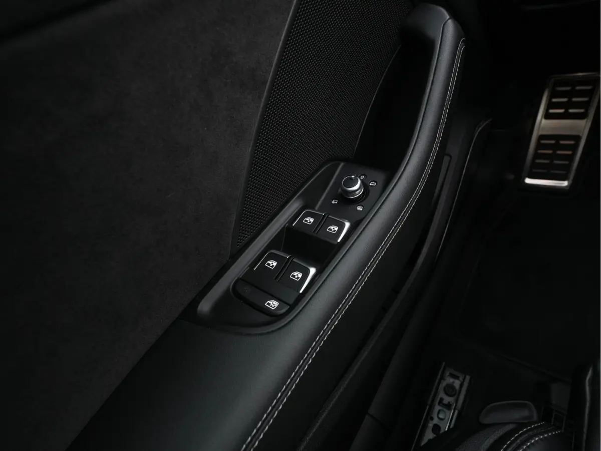 2.5 TFSI Quattro *RS-SEATS | PANO | ADAPTIVE-CRUISE | NAPPA-LEATHER | BANG&OLUFSEN | CAMERA | KEYLESS | BLINDSPOT | NAVI-FULLMAP | DIGI-COCKPIT | PRIVACY-GLASS | SHIFTPADDLES | CARBON-INLAY 