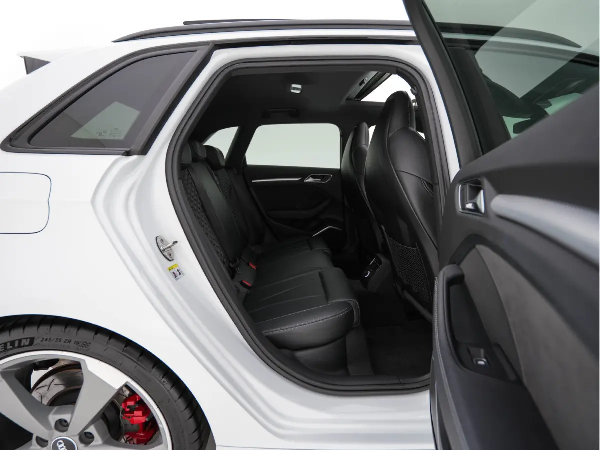 2.5 TFSI Quattro *RS-SEATS | PANO | ADAPTIVE-CRUISE | NAPPA-LEATHER | BANG&OLUFSEN | CAMERA | KEYLESS | BLINDSPOT | NAVI-FULLMAP | DIGI-COCKPIT | PRIVACY-GLASS | SHIFTPADDLES | CARBON-INLAY 