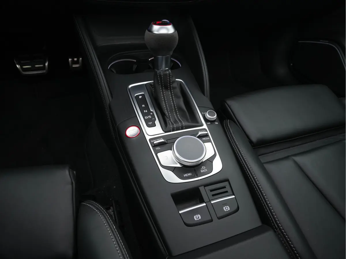 2.5 TFSI Quattro *RS-SEATS | PANO | ADAPTIVE-CRUISE | NAPPA-LEATHER | BANG&OLUFSEN | CAMERA | KEYLESS | BLINDSPOT | NAVI-FULLMAP | DIGI-COCKPIT | PRIVACY-GLASS | SHIFTPADDLES | CARBON-INLAY 